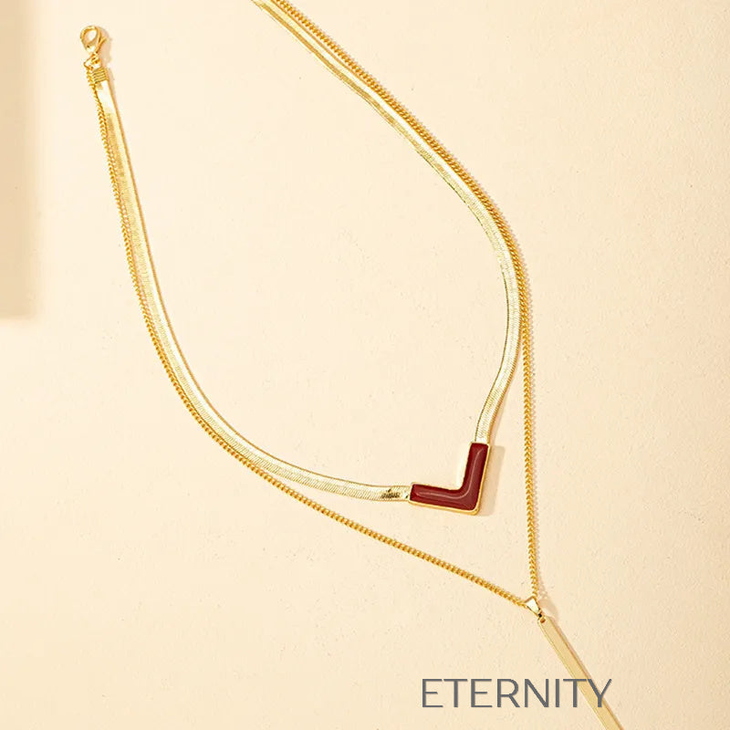 Set de Collares Geométricos en Rojo y Negro  Cadenas Dorado Unica Acero Inoxidable  ETERNITY
