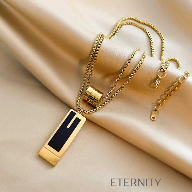 Collar Geometric Noir Doble Capa  Cadenas Dorado Unica Acero Inoxidable  ETERNITY