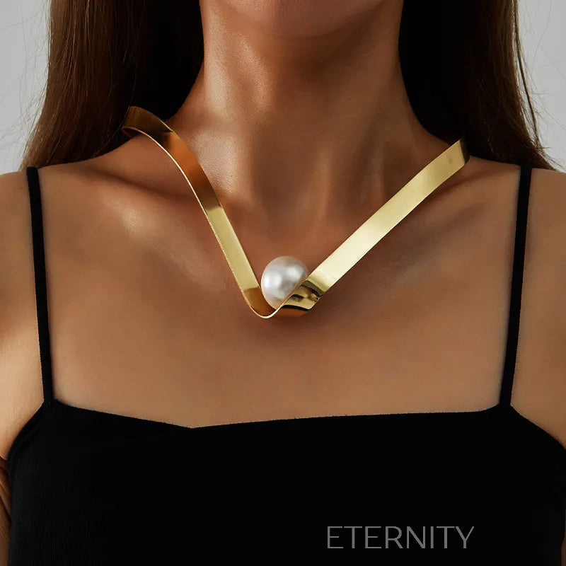 Gargantilla Nacre Ribbon Rígida  Cadenas Dorado Unica Acero Inoxidable  ETERNITY