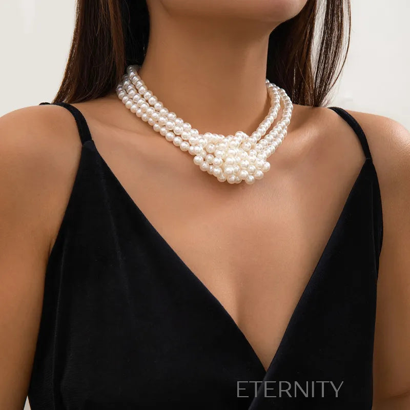Collar Imperial Pearl de Triple Capa  Cadenas Perla Unica Acero Inoxidable  ETERNITY