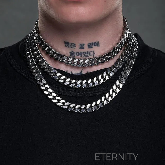 Collar plateado tipo Cuban link grueso y brillante Cadenas Plateado 23cm Acero Inoxidable  ETERNITY