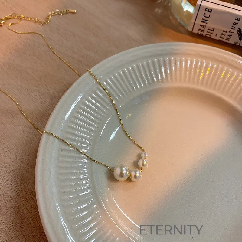 Collares Minimalistas con Perlas y Dijes Orgánicos  Cadenas Dorado Unica Acero Inoxidable  ETERNITY