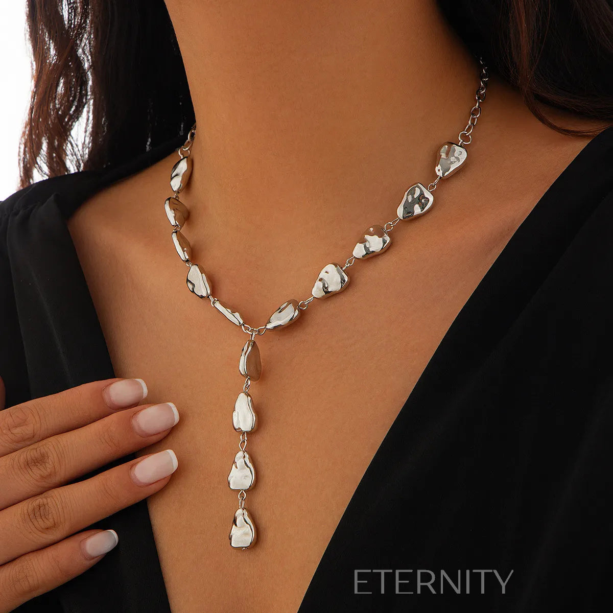 Collar Liquid Essence de Gotas Orgánicas  Cadenas Dorado Unica Acero Inoxidable  ETERNITY