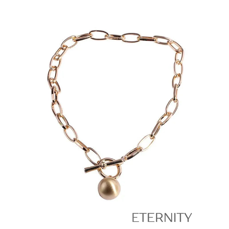 Collar de Eslabones Ovalados con Dije de Esfera Satinada  Cadenas Dorado Unica Acero Inoxidable  ETERNITY