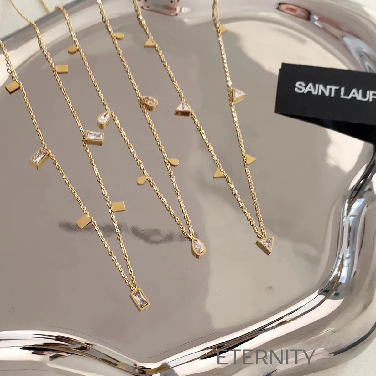 Collares Geometric Charm con Cristales y Dijes de Oro  Cadenas Dorado Unica Acero Inoxidable  ETERNITY