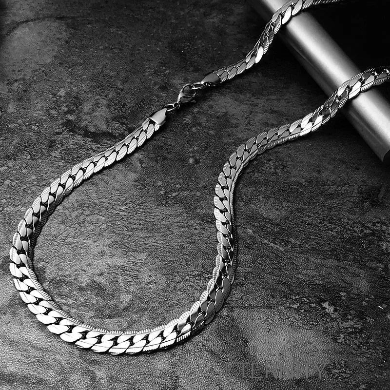 Cadena de Eslabones Planos Estilo Serpiente en Plata  Cadenas Plateado 60cm Acero Inoxidable  ETERNITY