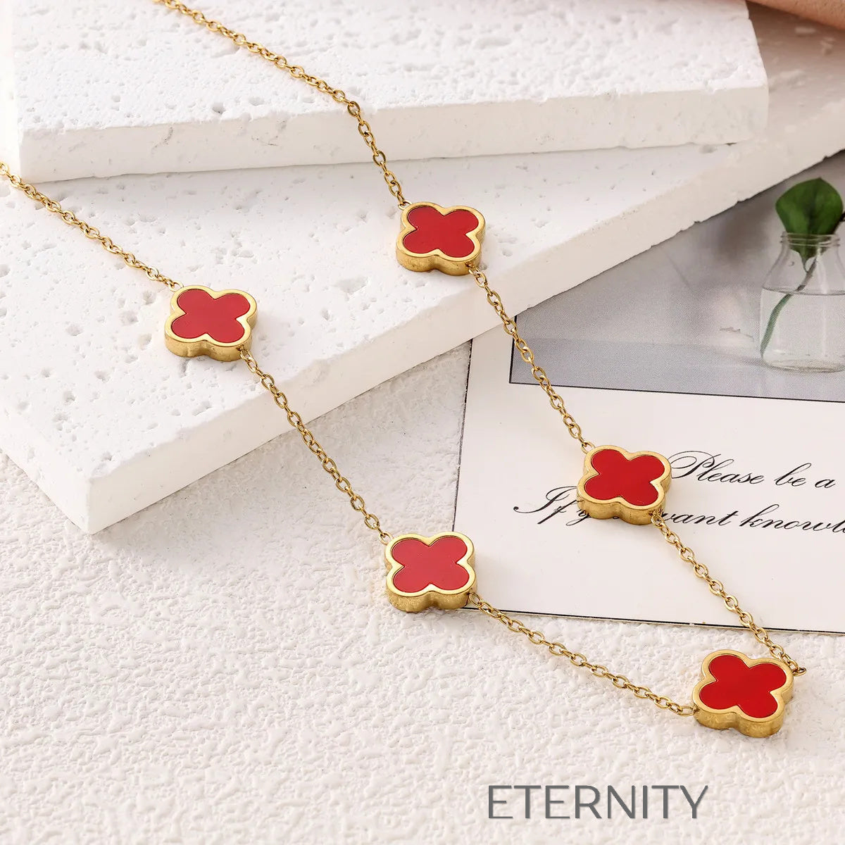 Collar Midnight Clover con Motivos de Trébol de Cuatro Hojas  Cadenas Negro Unica Acero Inoxidable  ETERNITY