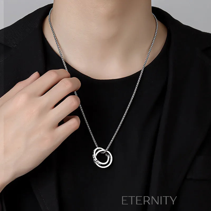 Collar Eternal Bond de Anillos Entrelazados  Cadenas Plateado 60cm Acero Inoxidable  ETERNITY