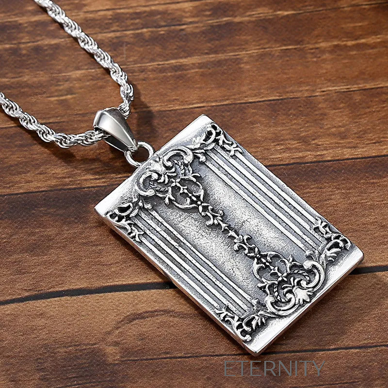 Collar Masculino King of Hearts con Dije de Carta de Póker y Cadena de Cuerda  Cadenas Plateado Unica Acero Inoxidable  ETERNITY