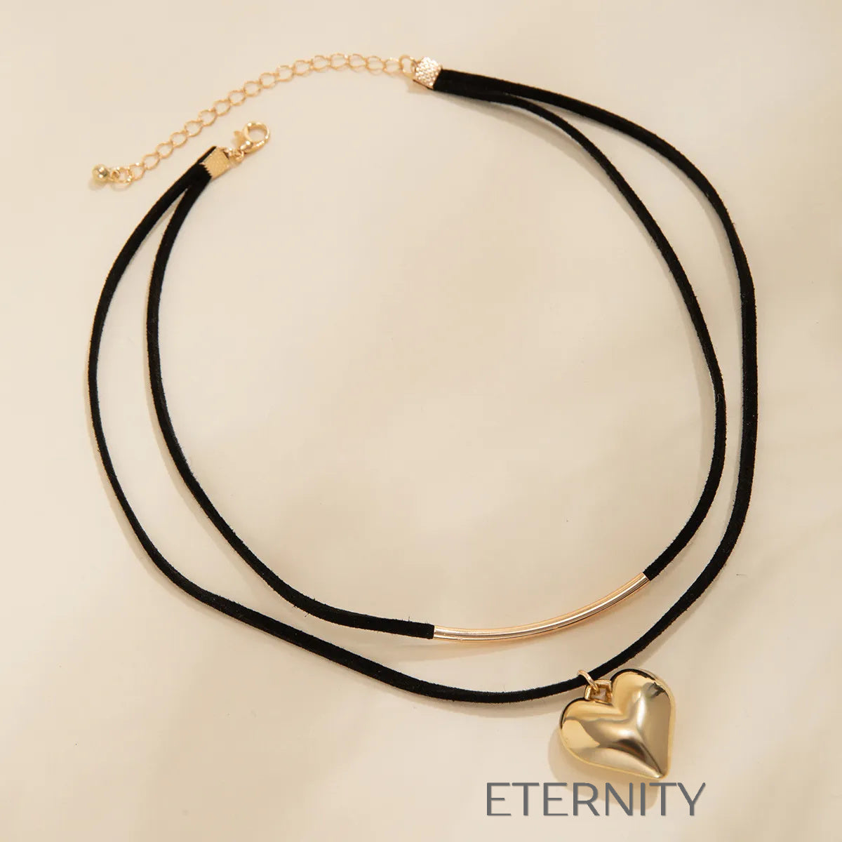 Collar de Doble Cordón L'Amour con Dije de Corazón Escultural  Cadenas Dorado Unica Acero Inoxidable  ETERNITY