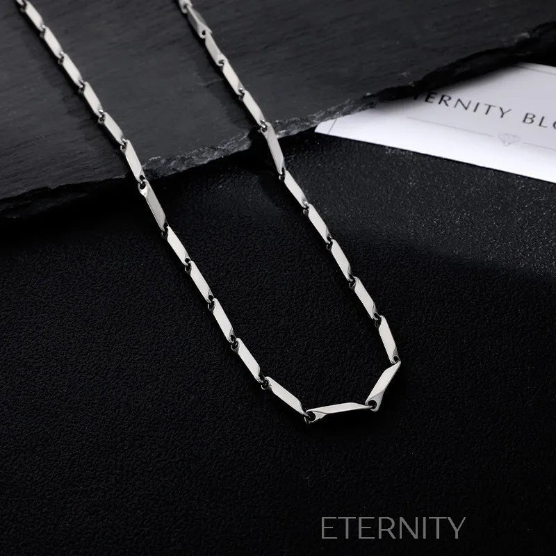 Collar Geometric Silver de Eslabones Facetados  Cadenas Plateado 45cm Acero Inoxidable  ETERNITY