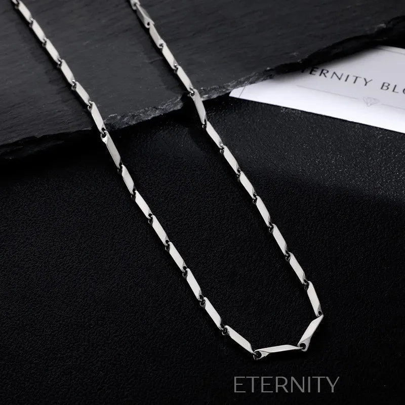Collar Geometric Silver de Eslabones Facetados  Cadenas Plateado 45cm Acero Inoxidable  ETERNITY