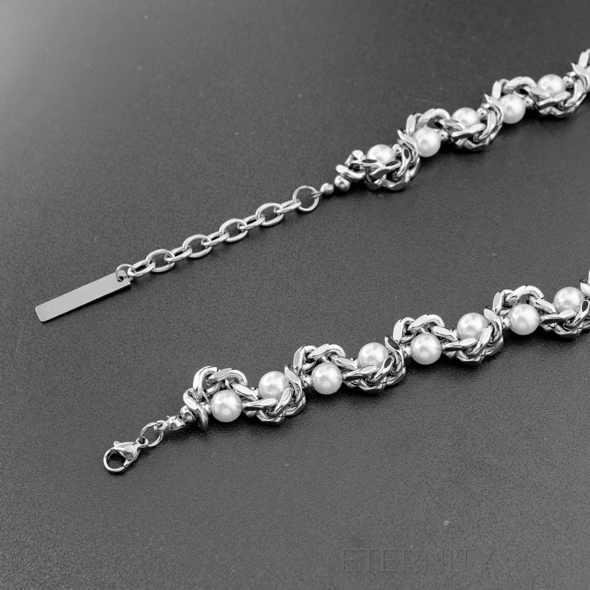 Collar Choker de Eslabones Entrelazados con Perlas  Cadenas Plateado Unica Acero Inoxidable  ETERNITY