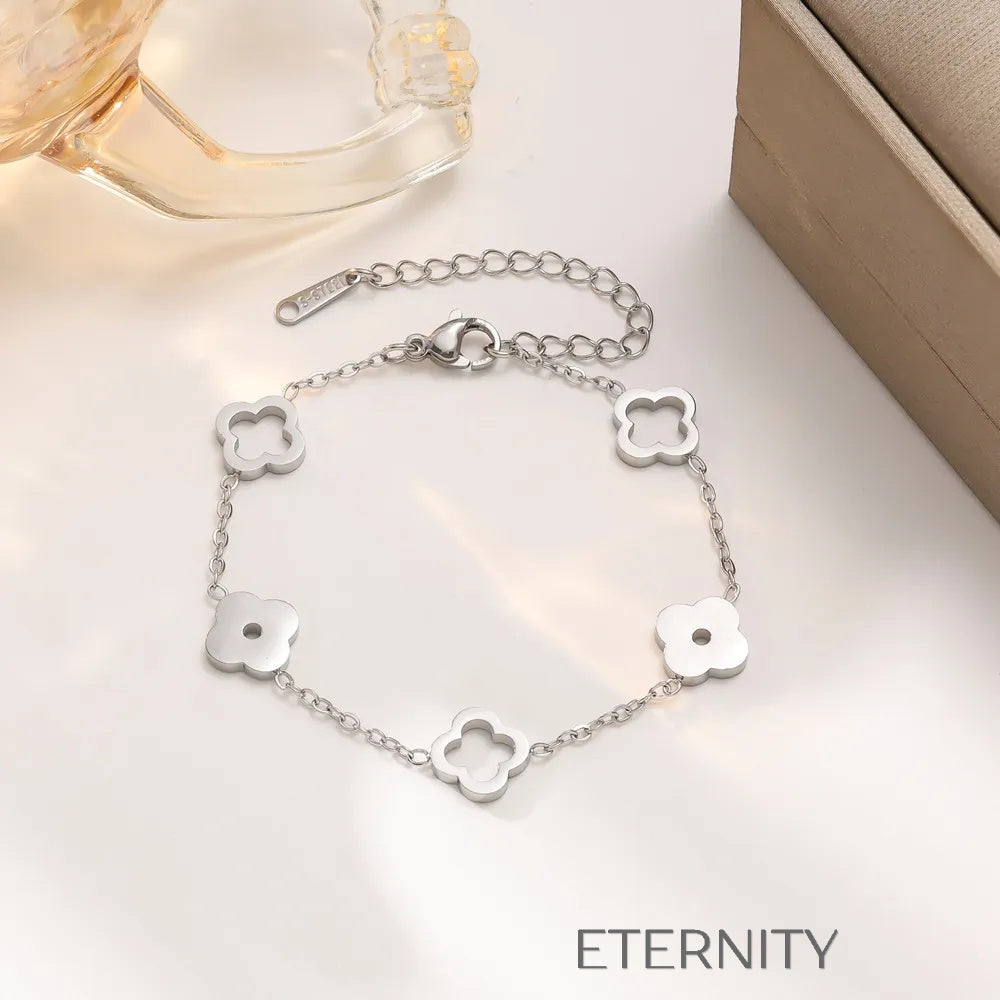 Set Lucky Clover  Set Dorado Unica Acero Inoxidable  ETERNITY