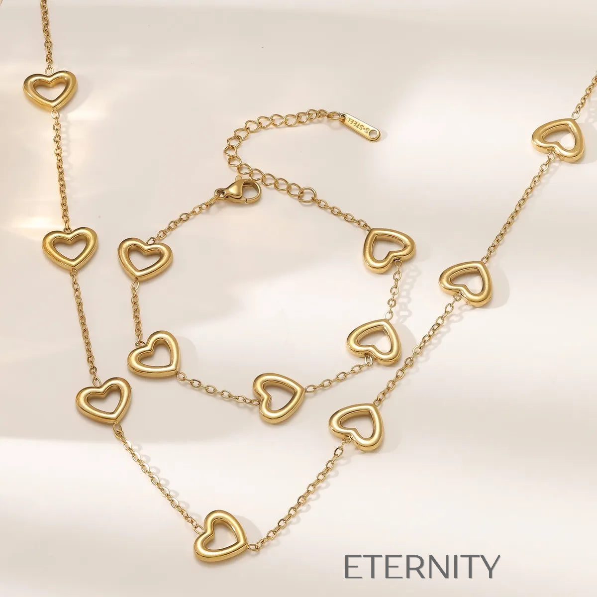 Conjunto Infinite Love de Collar y Pulsera  Set Dorado Unica Acero Inoxidable  ETERNITY
