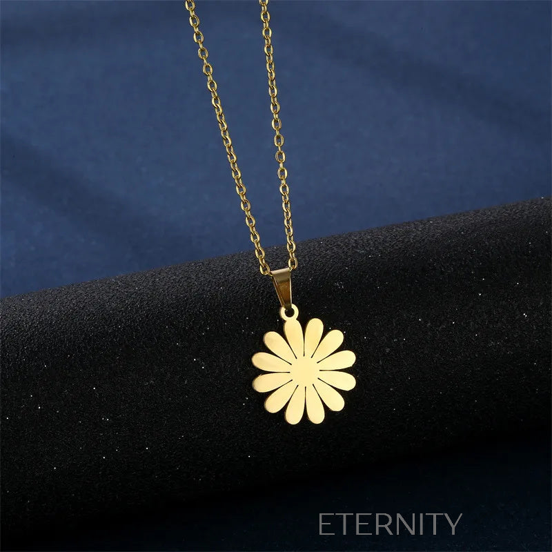 Conjunto Daisy Bloom de Collar y Zarcillos  Set Dorado Unica Acero Inoxidable  ETERNITY