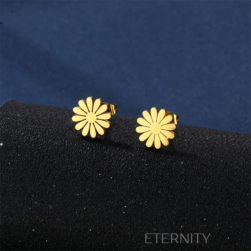 Conjunto Daisy Bloom de Collar y Zarcillos  Set Dorado Unica Acero Inoxidable  ETERNITY