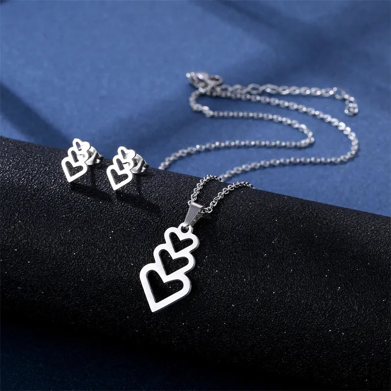 Conjuntos "Essential Sets" ETERNITY - Cadena y Zarcillos Simbólicos