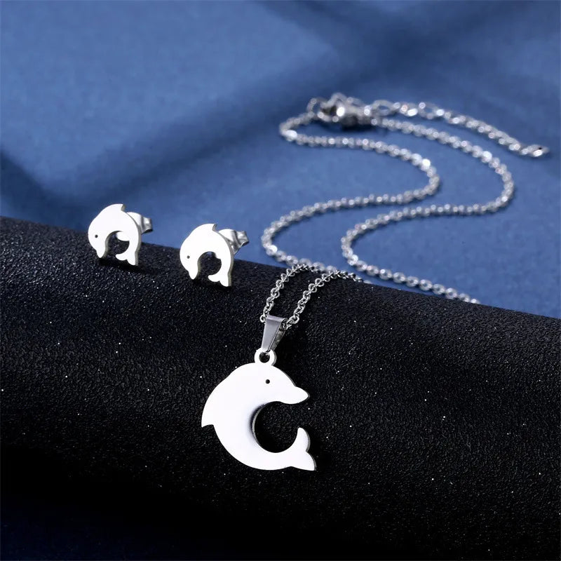Conjuntos "Essential Sets" ETERNITY - Cadena y Zarcillos Simbólicos