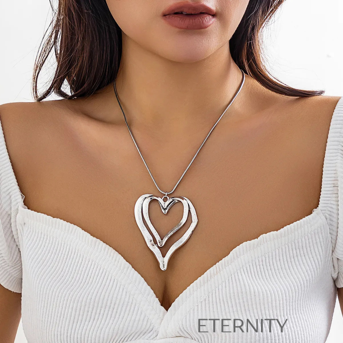Collar Organic Heart de Corazón Grande en Oro  Set Dorado Unica Acero Inoxidable  ETERNITY
