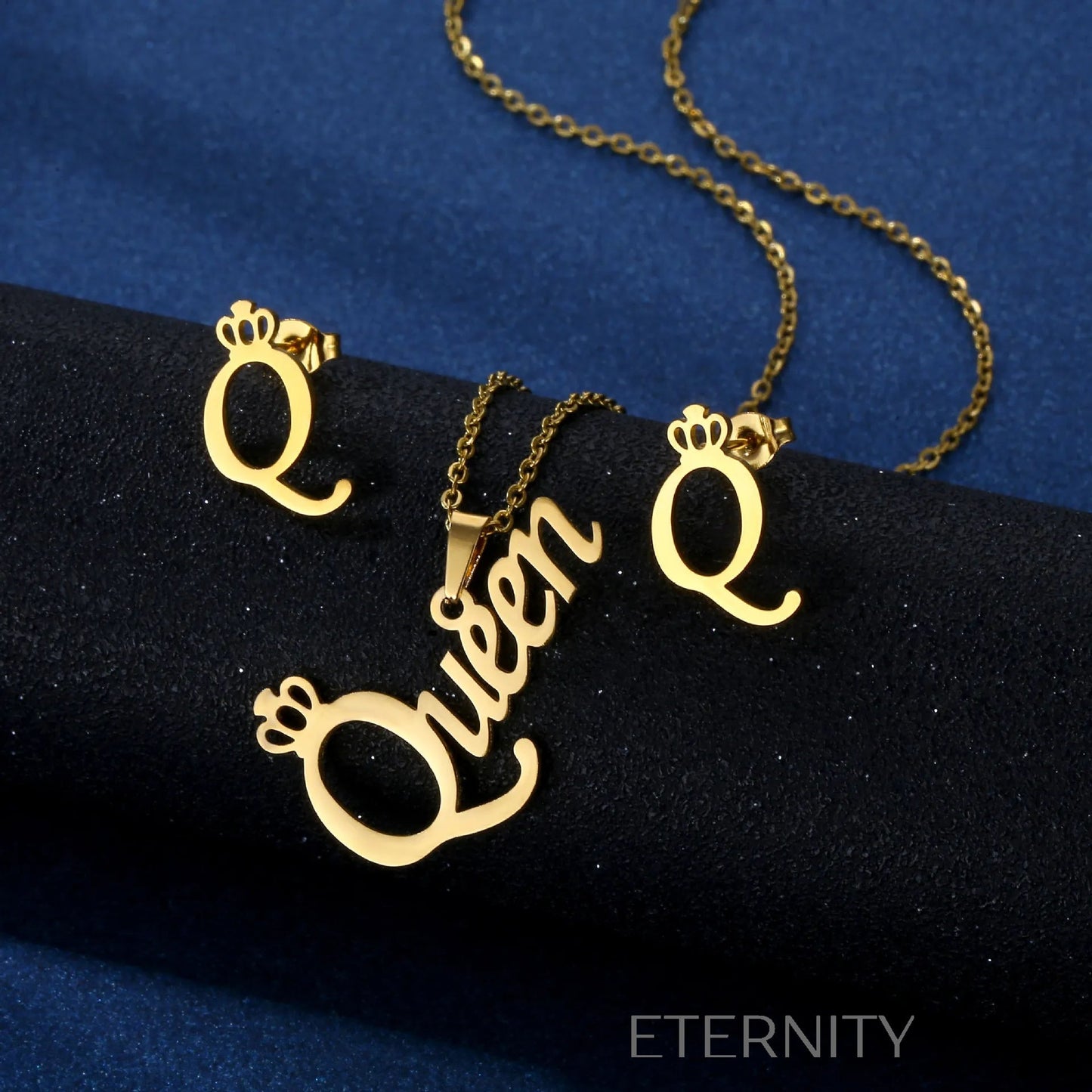 Sets Identity de Collar y Zarcillos en Acero Dorado  Set Dorado Unica Acero Inoxidable  ETERNITY