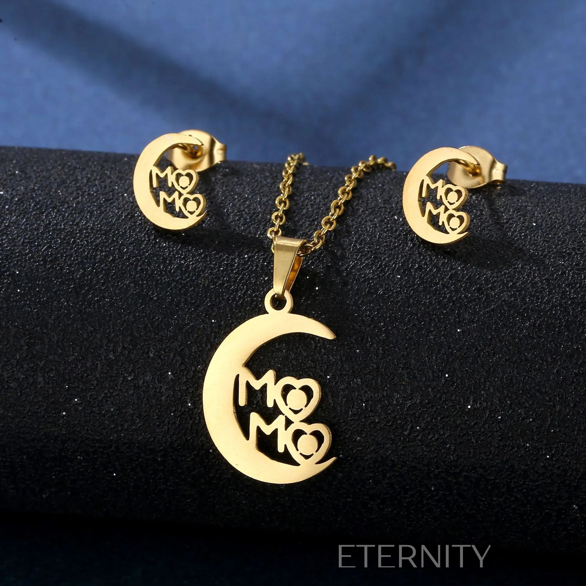 Sets Identity de Collar y Zarcillos en Acero Dorado  Set Dorado Unica Acero Inoxidable  ETERNITY