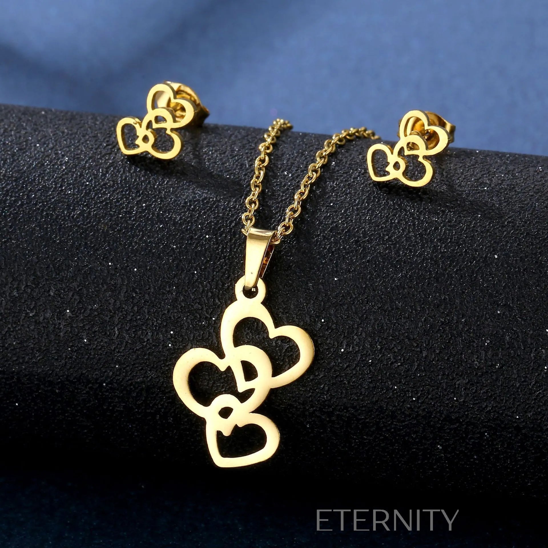 Sets Identity de Collar y Zarcillos en Acero Dorado  Set Dorado Unica Acero Inoxidable  ETERNITY