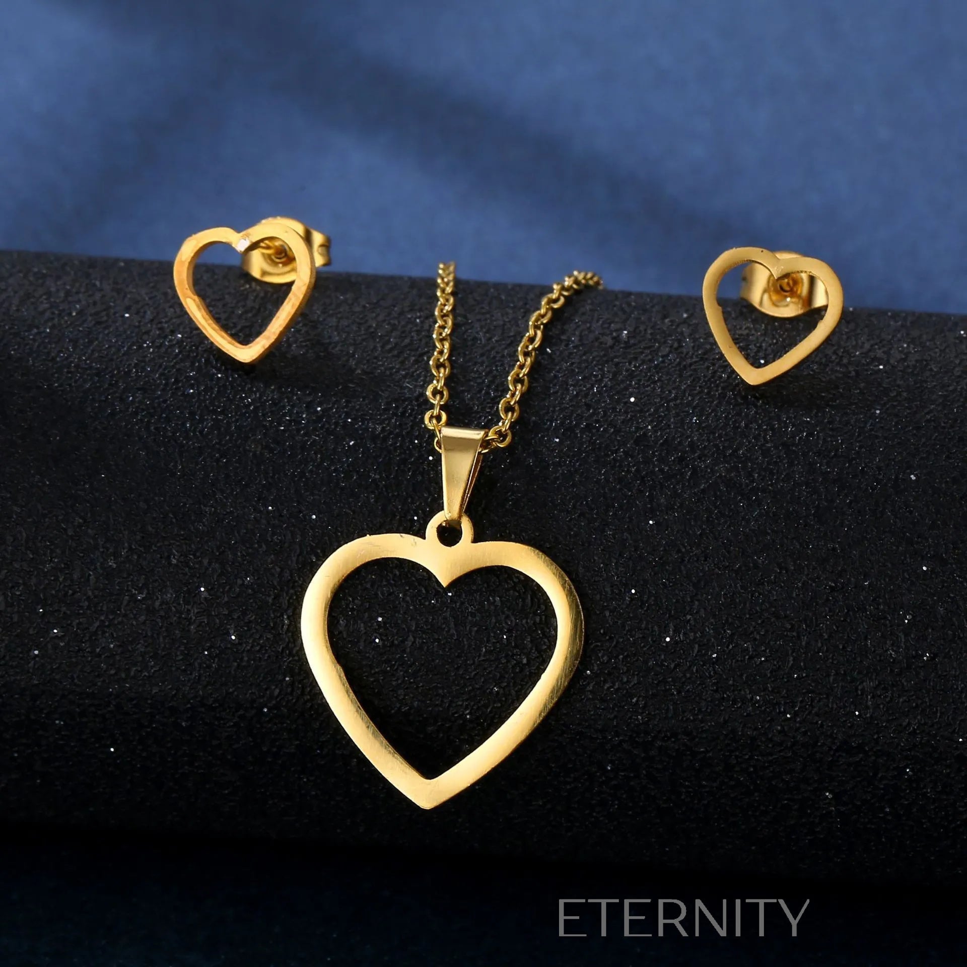 Sets Identity de Collar y Zarcillos en Acero Dorado  Set Dorado Unica Acero Inoxidable  ETERNITY