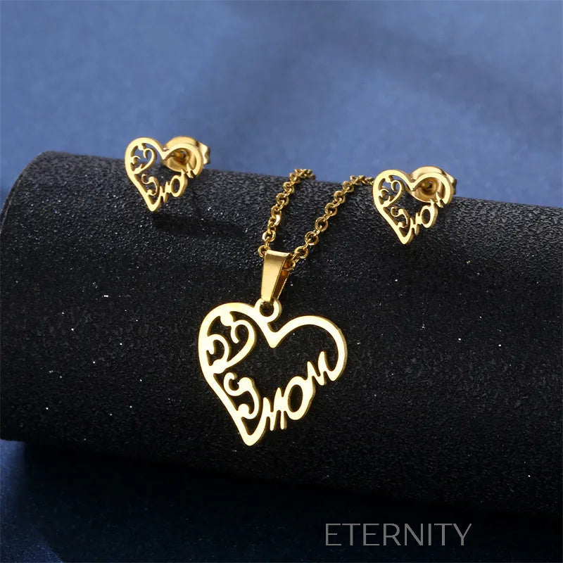 Sets Identity de Collar y Zarcillos en Acero Dorado  Set Dorado Unica Acero Inoxidable  ETERNITY