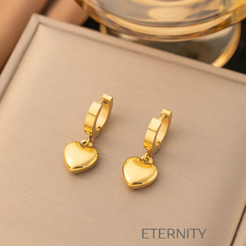 Set Luxe Heart de Collar Pulsera y Zarcillos con Dijes de Corazón en Oro  Set Dorado Unica Acero Inoxidable  ETERNITY