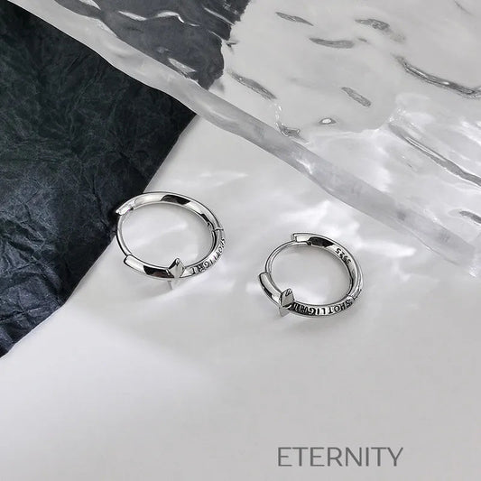 Aretes plateados/negro tipo aro con estrella minimalista Zarcillos Negro Unica Acero Inoxidable  ETERNITY