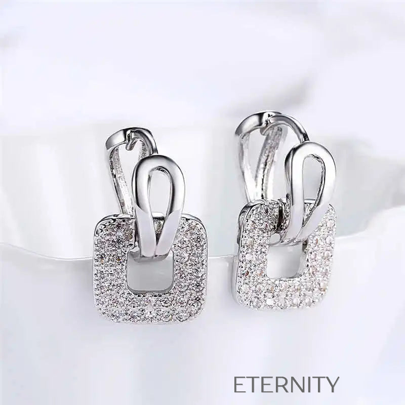 Zarcillos Geometric Sparkle  Zarcillos Dorado Unica Acero Inoxidable  ETERNITY