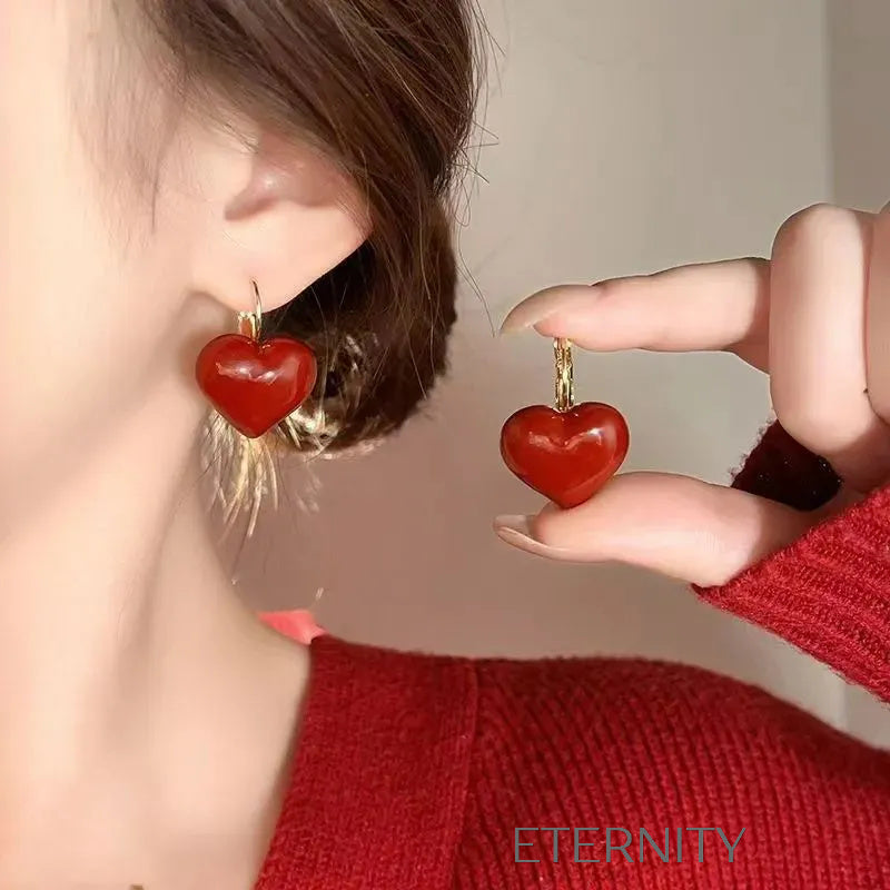 Zarcillos Crimson Heart de Corazón Rojo  Zarcillos Rojo Unica Acero Inoxidable  ETERNITY