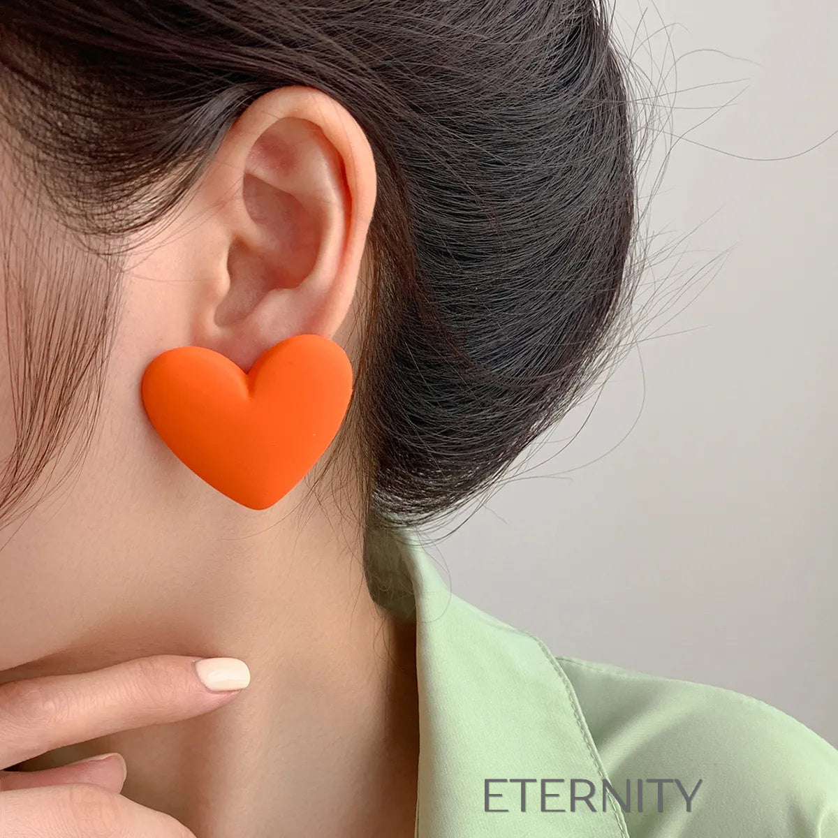 Zarcillos Maxi Corazón Matte  Zarcillos Azul Unica Acero Inoxidable  ETERNITY