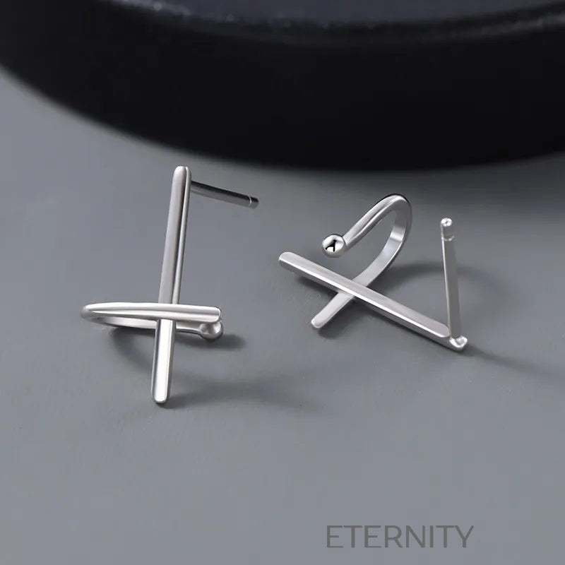 Zarcillo Crux Minimalist Plata  Zarcillos Plateado Unica Acero Inoxidable  ETERNITY