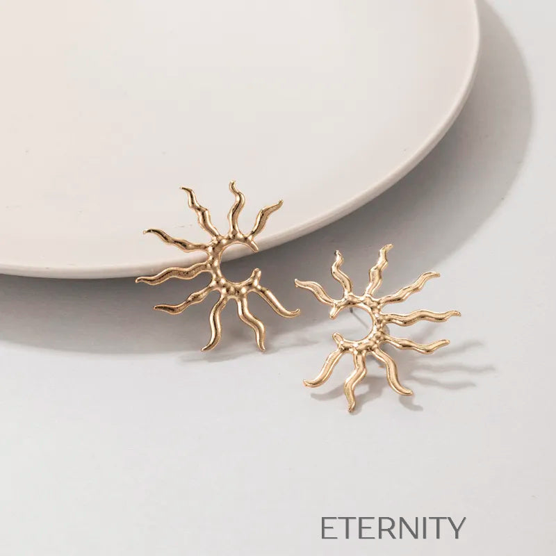 Zarcillos de Sol Radiante Oversized en Oro  Zarcillos Dorado Unica Acero Inoxidable  ETERNITY