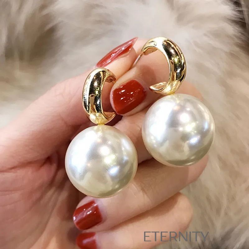 Zarcillos Nacre Orb Perla y Oro  Zarcillos Perla Unica Acero Inoxidable  ETERNITY