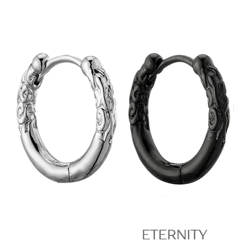 Pendientes de Aro Tipo Huggie con Grabado de Dragón en Relieve. Zarcillos Negro Unica Acero Inoxidable  ETERNITY