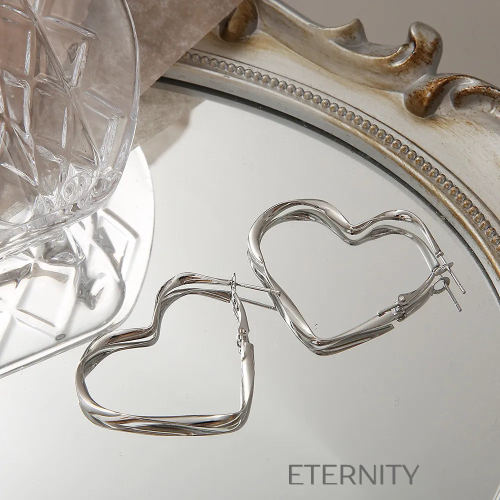 Zarcillos de Aro Ethereal Heart con Diseño Entrelazado y Acabado en Plata  Zarcillos Plateado Unica Acero Inoxidable  ETERNITY