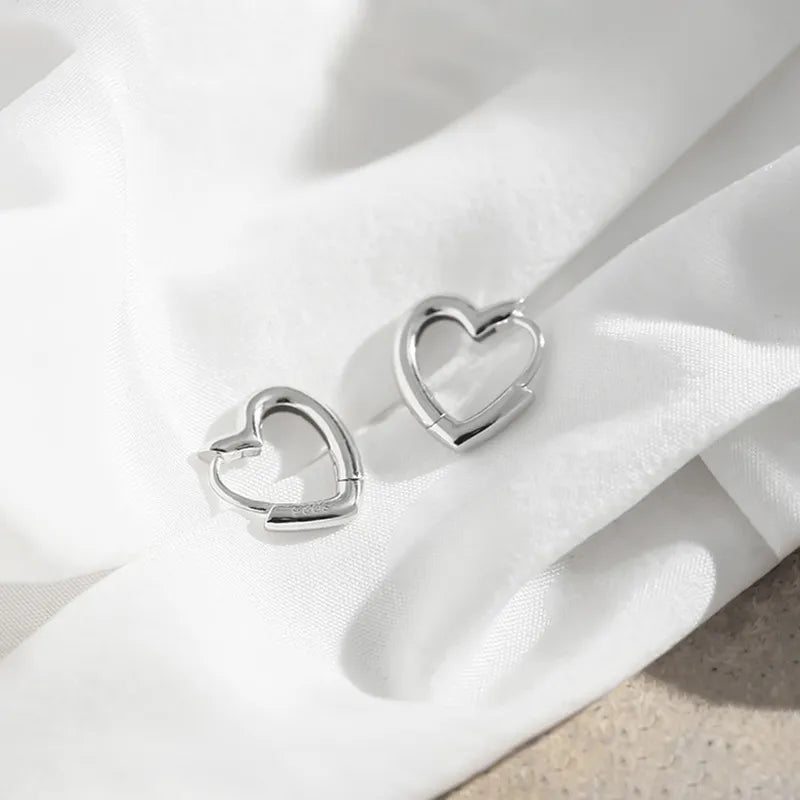 Zarcillos "Polished Heart" ETERNITY - Corazón Liso Minimal