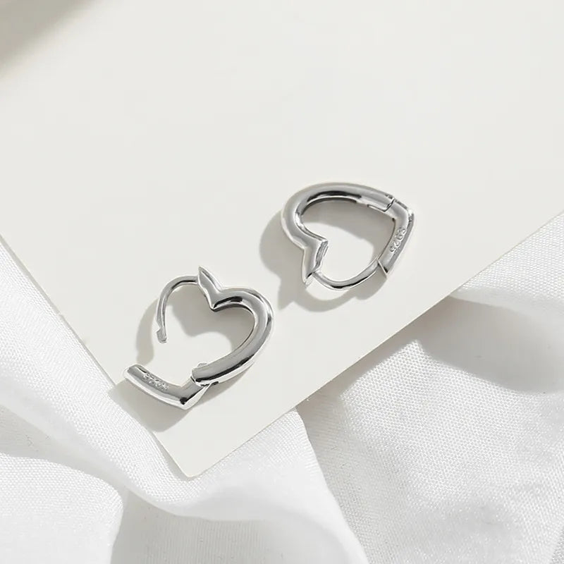 Zarcillos "Polished Heart" ETERNITY - Corazón Liso Minimal