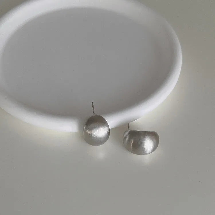 Zarcillos "Crystal Ball" ETERNITY - Acrílico y Esfera Plata