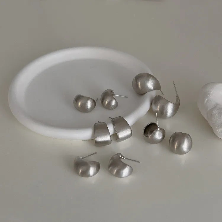 Zarcillos "Crystal Ball" ETERNITY - Acrílico y Esfera Plata