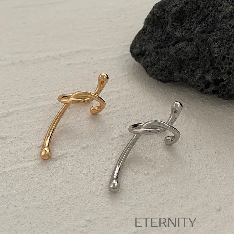 Zarcillo Intertwined Ear Cuff  Zarcillos Dorado Unica Acero Inoxidable  ETERNITY