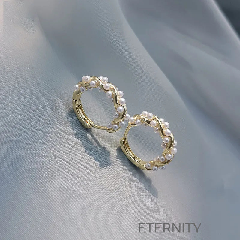 Zarcillos de Aro Trenzados con Mini Perlas Eternal Twist  Zarcillos Perla Unica Acero Inoxidable  ETERNITY