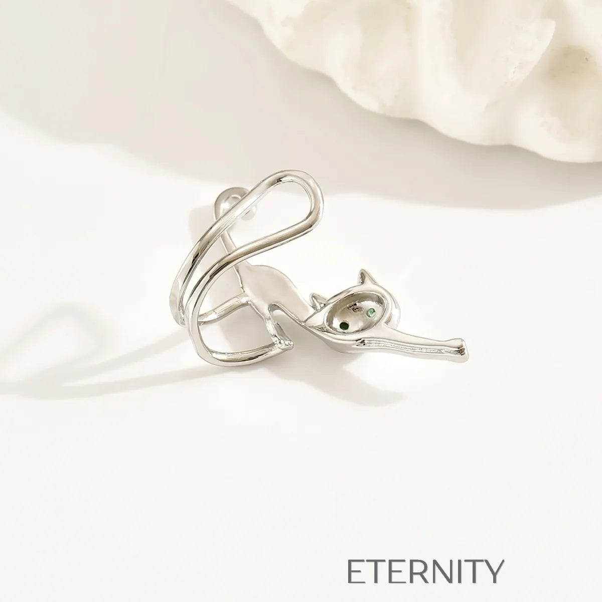 Ear Cuff Feline Grace  Zarcillos Dorado Unica Acero Inoxidable  ETERNITY