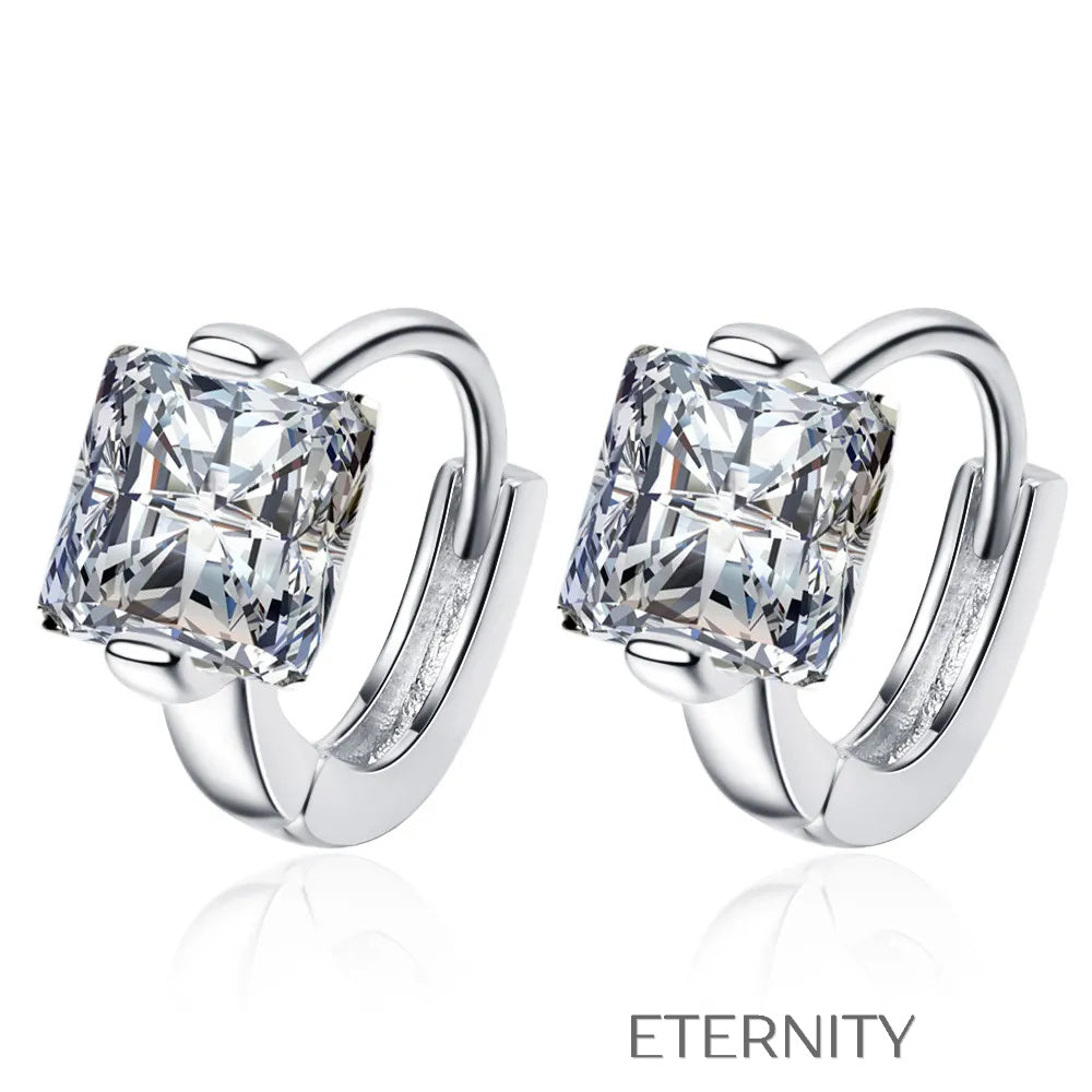 Zarcillos de Aro Radiant Square con Cristales de Corte Princesa  Zarcillos Dorado Unica Acero Inoxidable  ETERNITY