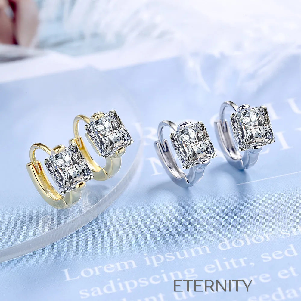 Zarcillos de Aro Radiant Square con Cristales de Corte Princesa  Zarcillos Dorado Unica Acero Inoxidable  ETERNITY