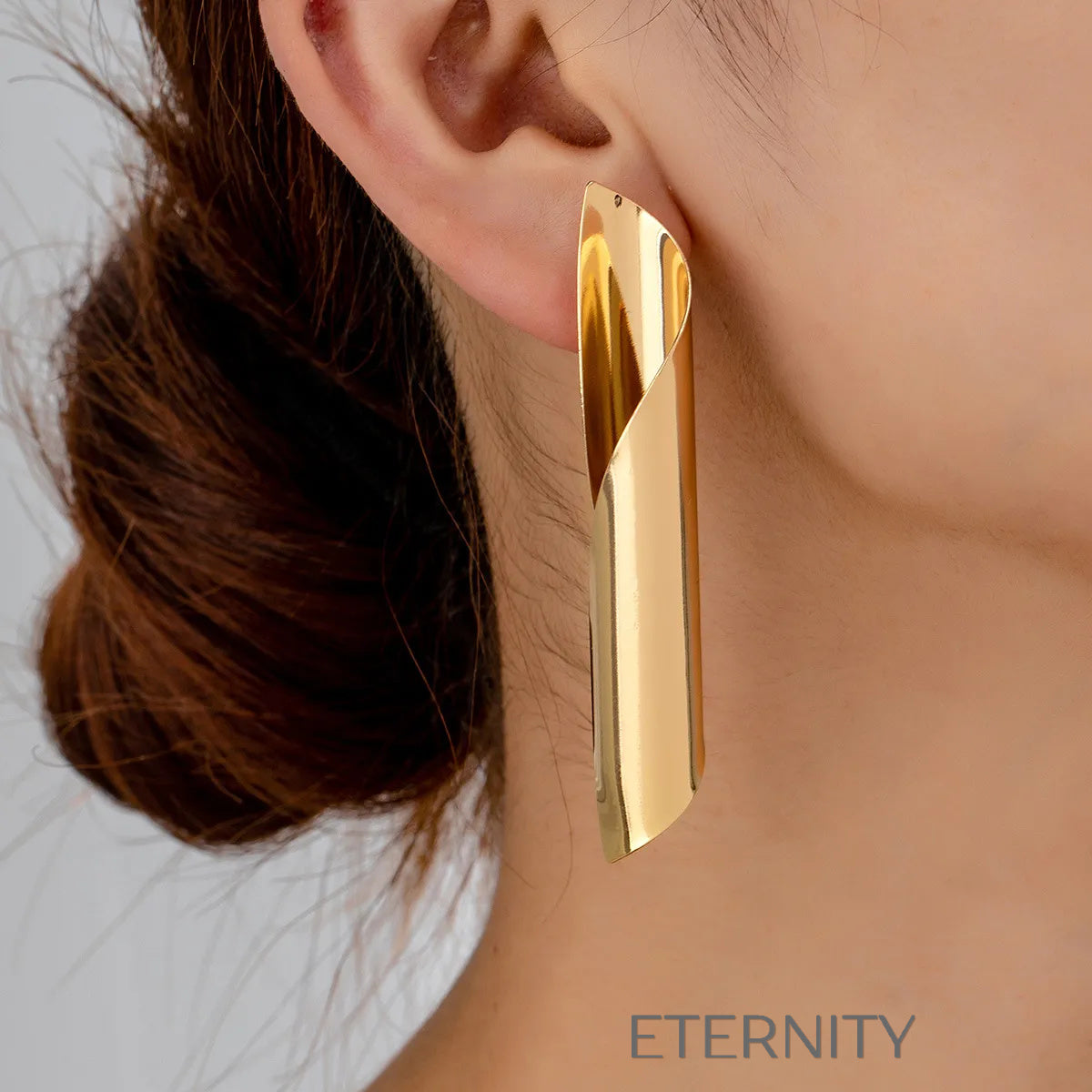 Zarcillos Largos Tubulares  Zarcillos Dorado Unica Acero Inoxidable  ETERNITY