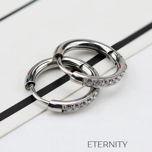 Zarcillos de Aro Starlight con Cristales Pavé en Oro y Plata  Zarcillos Dorado 10mm Acero Inoxidable  ETERNITY